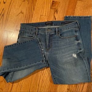 Banana Republic | Girlfriend Distressed Jeans